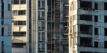 物业究竟用什么手段阻止违建？