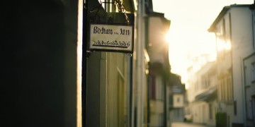 解放西路物业收费吗?电话是多少?