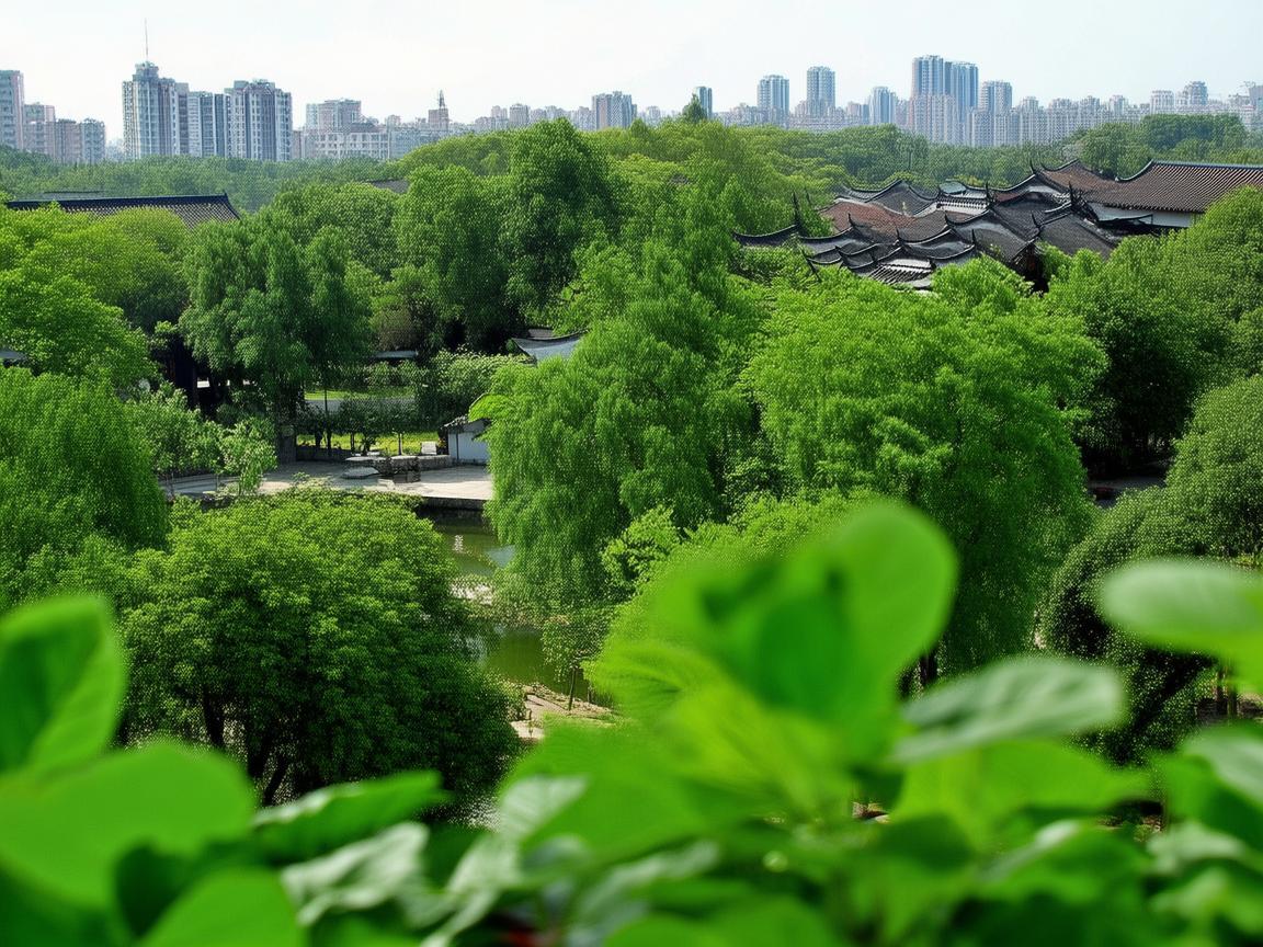 苏州绿地城有物业吗？